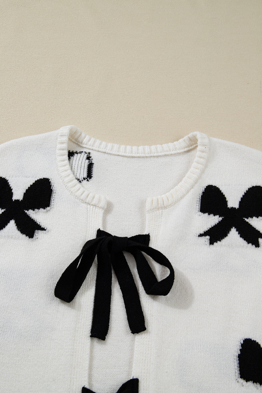 White Lace-up Bow Pattern Sweater Cardigan